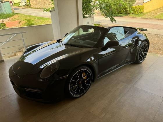 PORSCHE 911 2021
