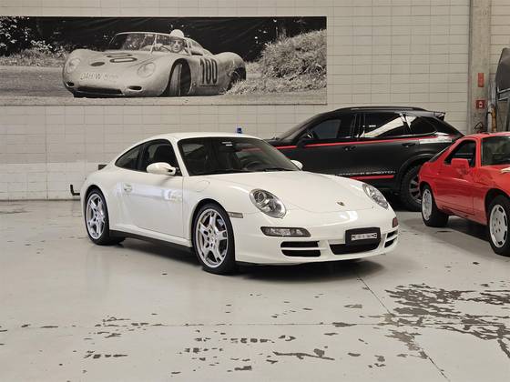 PORSCHE 911 2006
