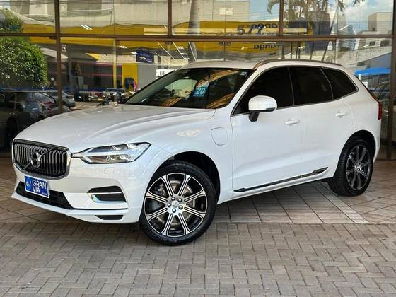 VOLVO XC60 2020