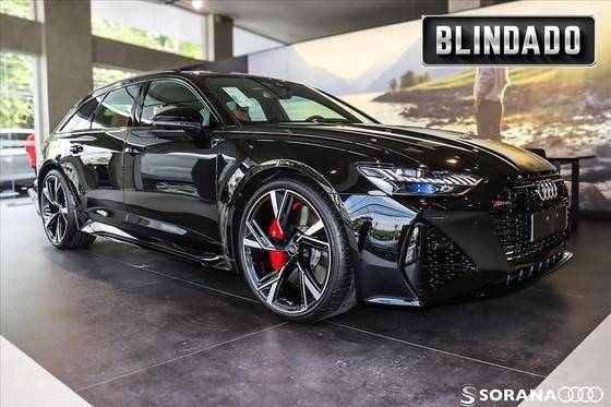 AUDI RS6 2025