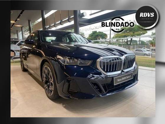 BMW 530e 2025