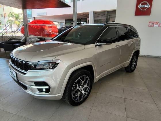 JEEP COMMANDER 2023