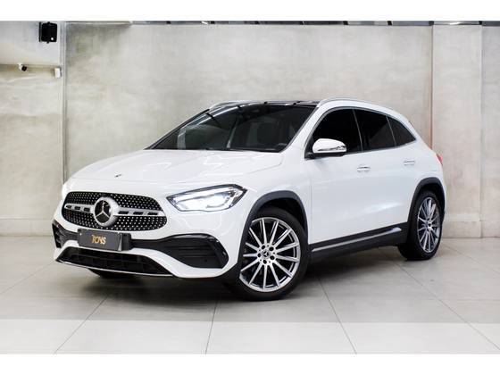 MERCEDES-BENZ GLA 200 2022