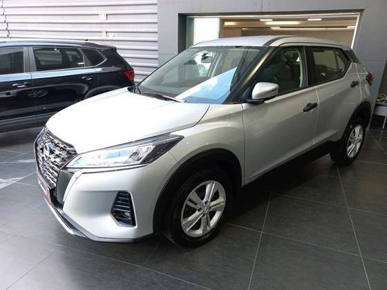 NISSAN KICKS 2024