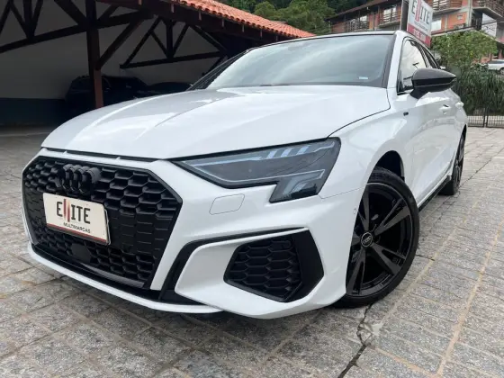 AUDI A3 2024