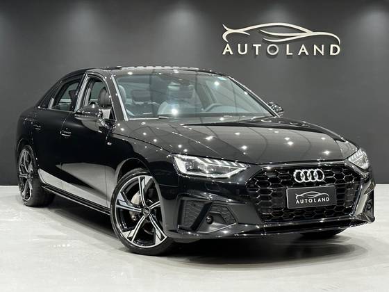 AUDI A4 2023