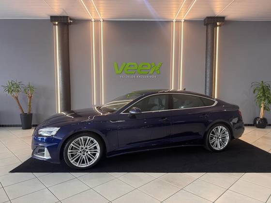 AUDI A5 2024