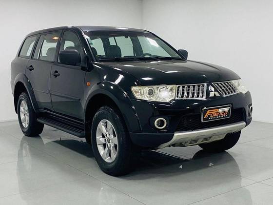 MITSUBISHI PAJERO DAKAR 2013