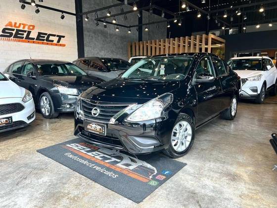 NISSAN VERSA 2020