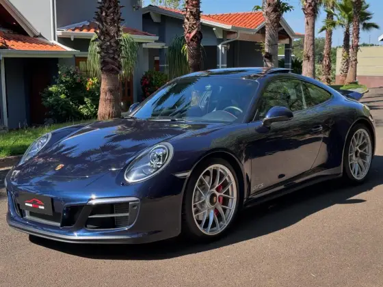 PORSCHE 911 2018
