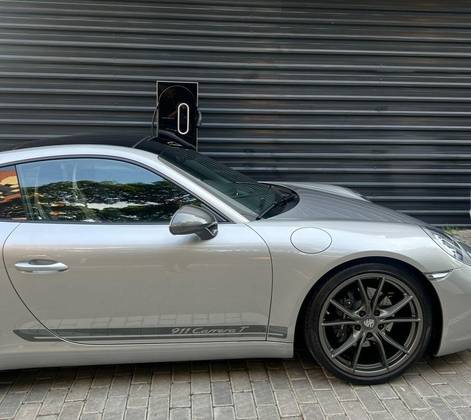 PORSCHE 911 2019