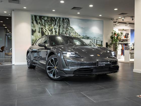 PORSCHE TAYCAN 2024