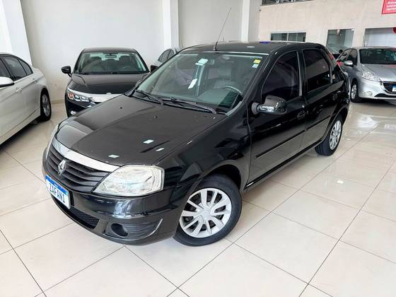 RENAULT LOGAN 2013