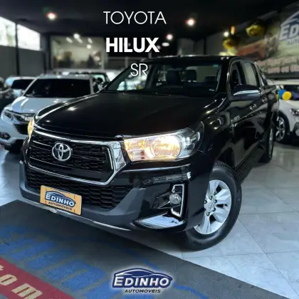 TOYOTA HILUX 2019