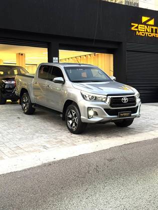 TOYOTA HILUX 2019