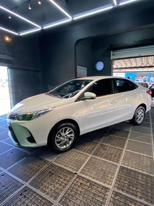 TOYOTA YARIS 2023