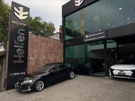 AUDI A5 2021