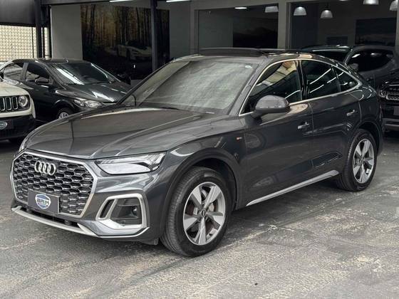 AUDI Q5 2022