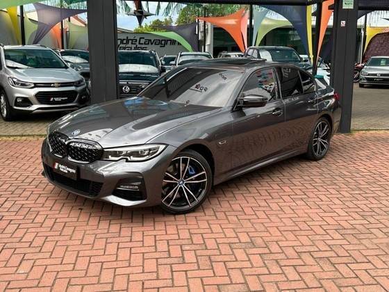 BMW 330e 2022