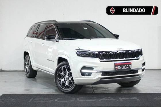 JEEP COMMANDER 2023