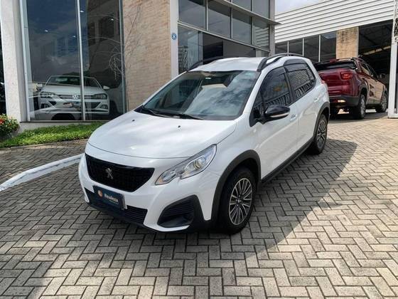 PEUGEOT 2008 2020