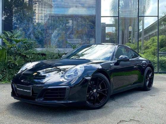 PORSCHE 911 2018
