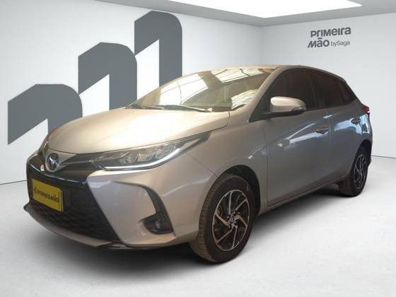 TOYOTA YARIS 2025