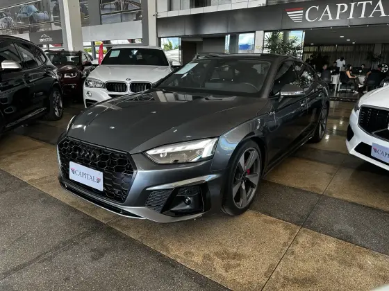 AUDI A5 2023