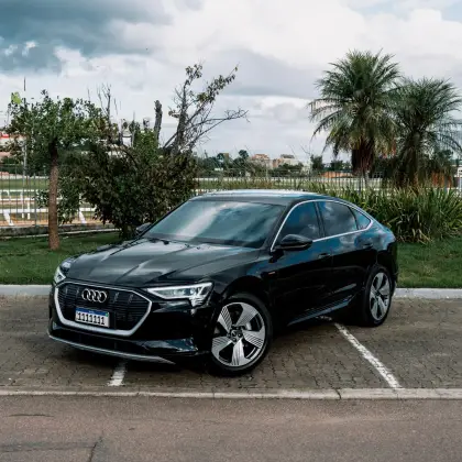 AUDI E-TRON 2022