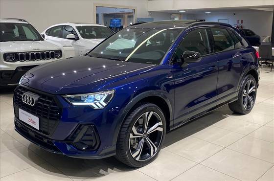 AUDI Q3 2024