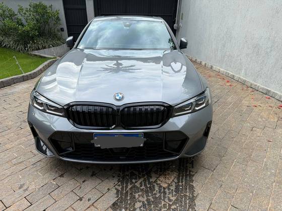 BMW 320i 2023