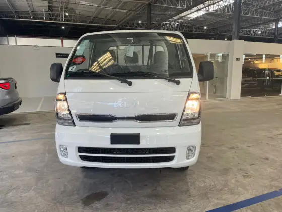 KIA BONGO 2025