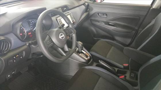 NISSAN VERSA 2025