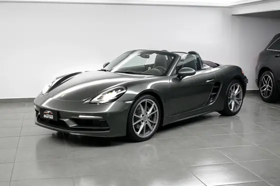 PORSCHE 718 2024