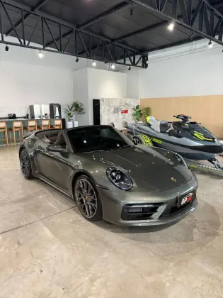 PORSCHE 911 2020