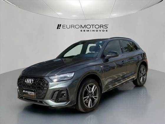AUDI Q5 2024