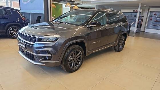 JEEP COMMANDER 2025