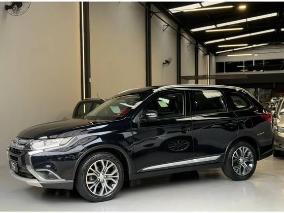 MITSUBISHI OUTLANDER 2017