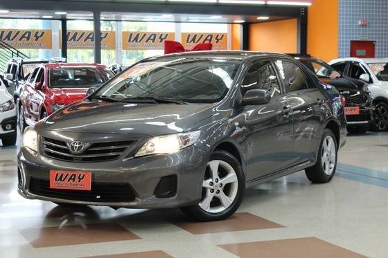 TOYOTA COROLLA 2012
