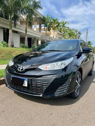 TOYOTA YARIS 2021