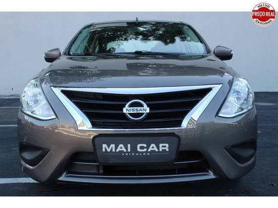 NISSAN VERSA 2020