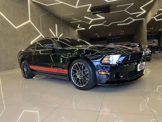 FORD MUSTANG 2011