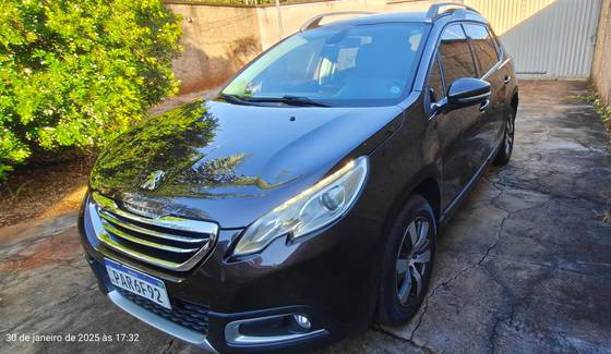 PEUGEOT 2008 2017