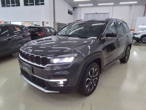 JEEP COMMANDER 2023