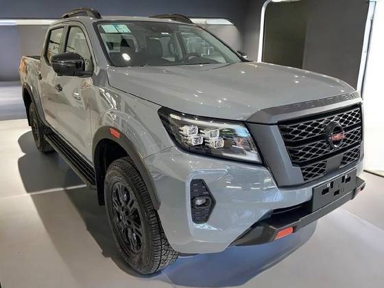 NISSAN FRONTIER 2025