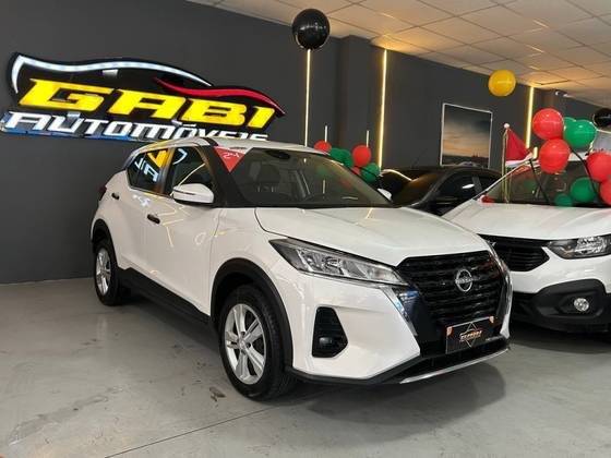 NISSAN KICKS 2024