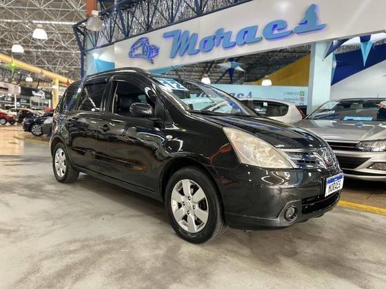 NISSAN LIVINA 2012