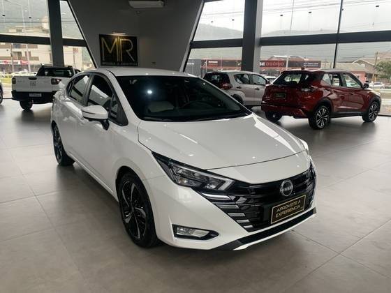 NISSAN VERSA 2025