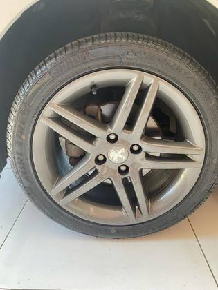 PEUGEOT 308 2015