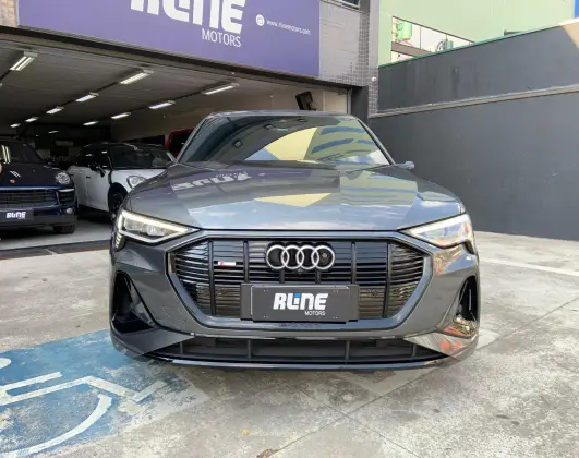 AUDI E-TRON 2020